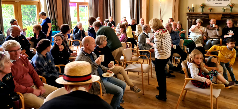 People start to gather for the teatime recital